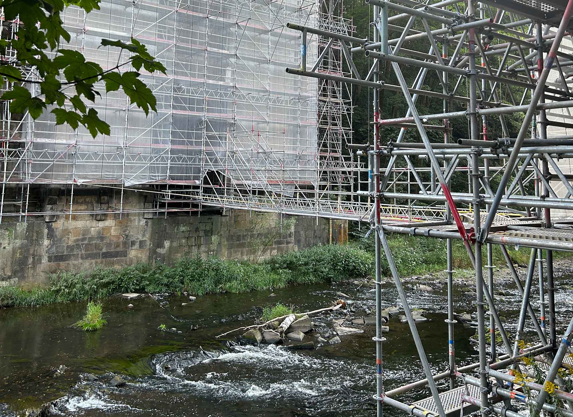 Contentproduktion an der Elstertalbrücke für den Gerüstbau