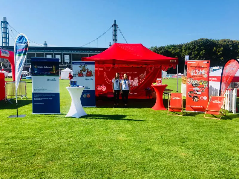 Präventionszelt vor dem Stadion KölleAlarm Präventionszelt vor dem Stadion